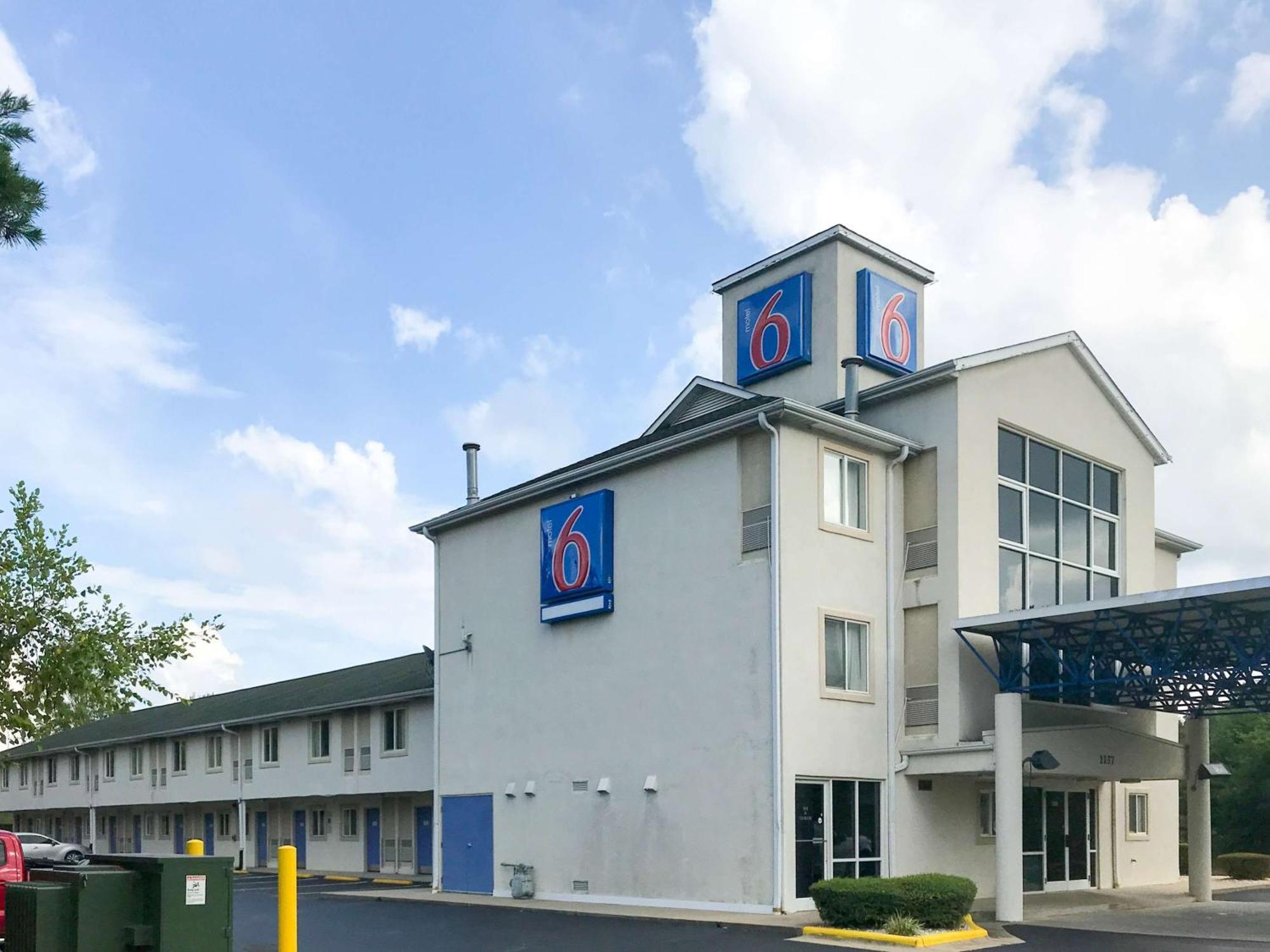 5 Highly Rated Hotels Close to Children's Museum of Iredell