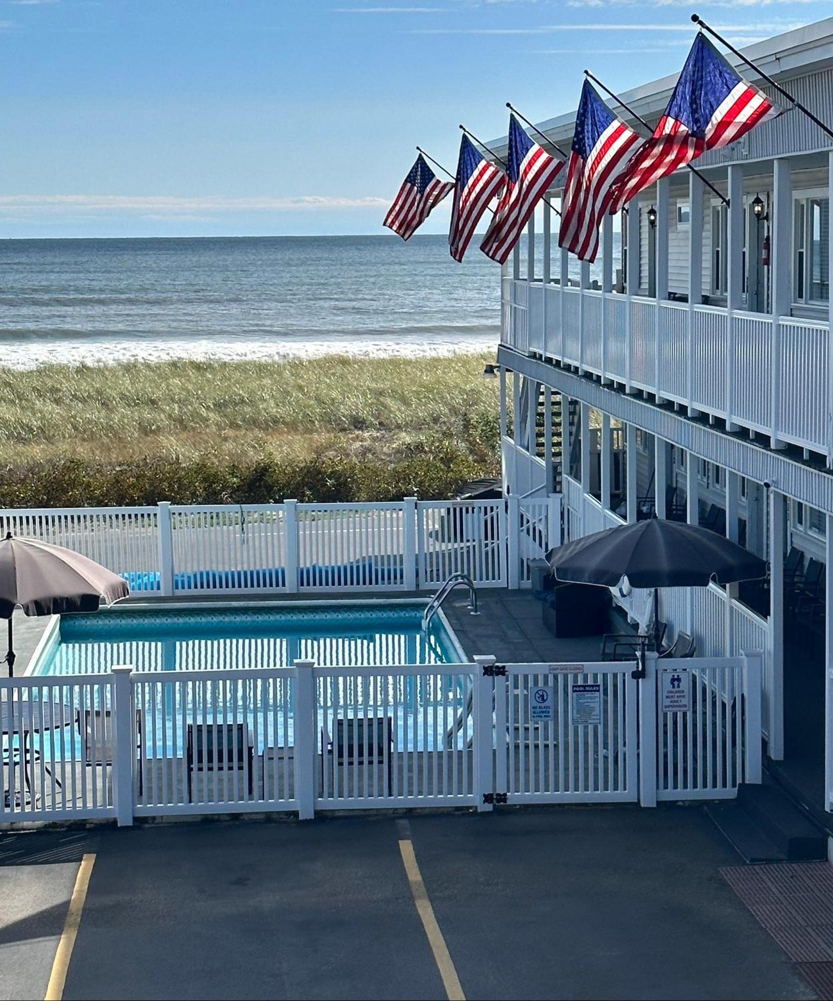 Staying Near Maine Indoor Karting: 6 Central Hotels Compared
