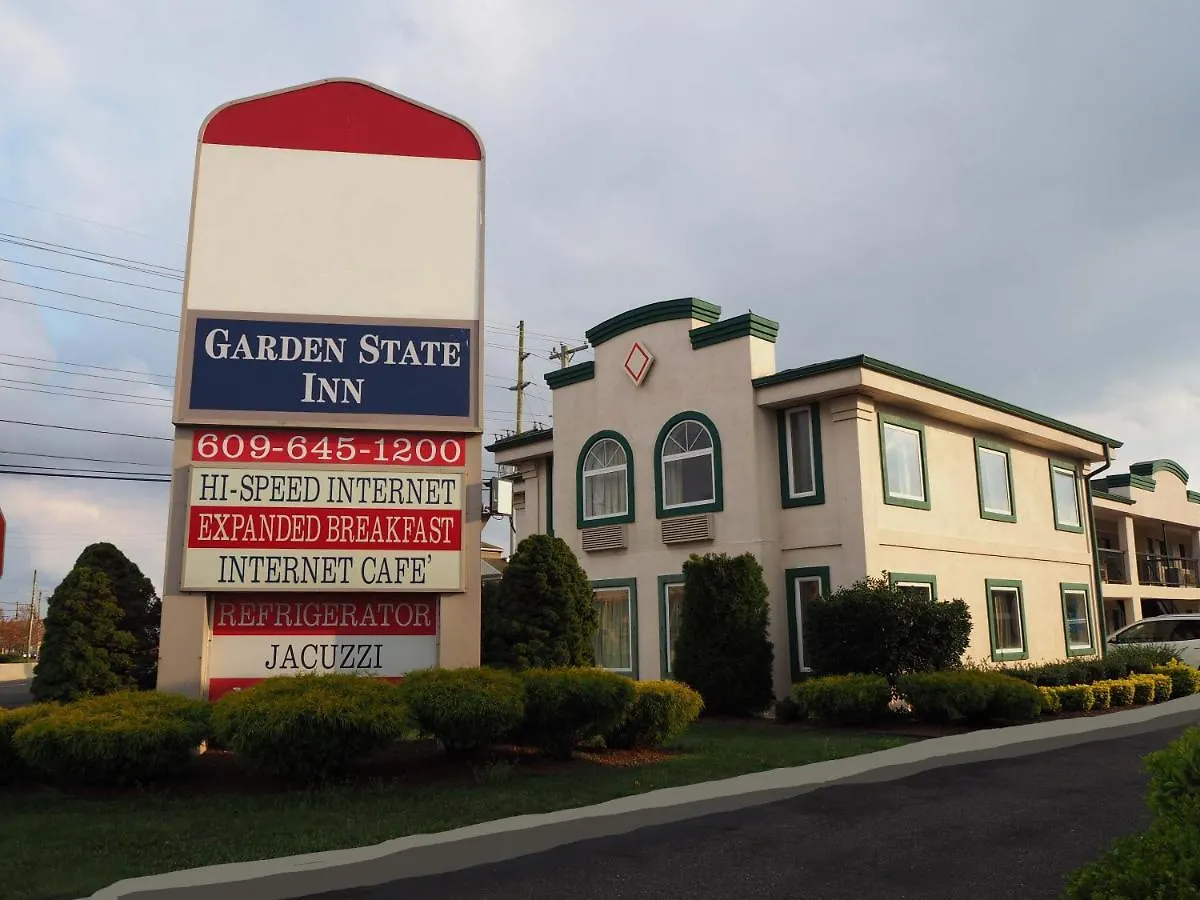 Staying Near Risley Homestead: 5 Airport Hotels Compared