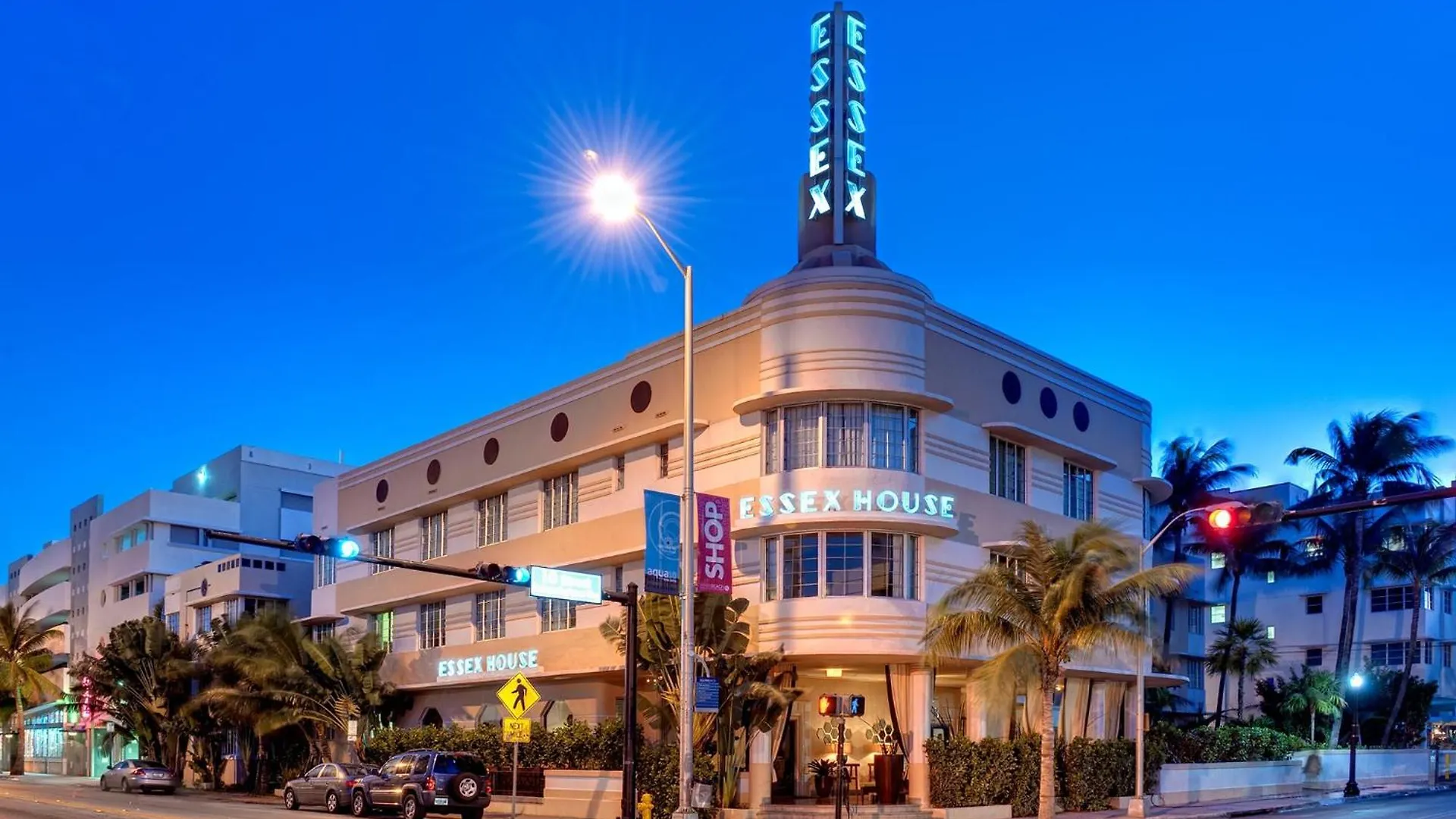 4 Central Miami Beach Hotels Near Pelican Harbor Marina Worth Booking